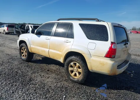 2007 Toyota 4Runner Sport V6 z USA, uszkodzony, nr VIN JTEBU14R178102555